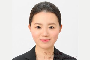 エアラインの証明写真でのショートヘアについて、おすすめ髪型やまとめ髪希望の人向けに対処法を紹介！5