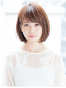 エアライン写真でオン眉・ぱっつんについて、前髪短め女子におすすめのスタイルを紹介！5