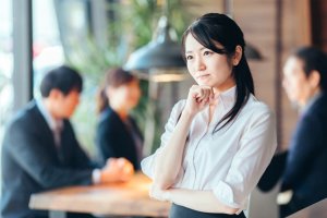 エアライン就活の証明写真と面接の髪型は変えてもOK?注意点やそれぞれのセットポイント2