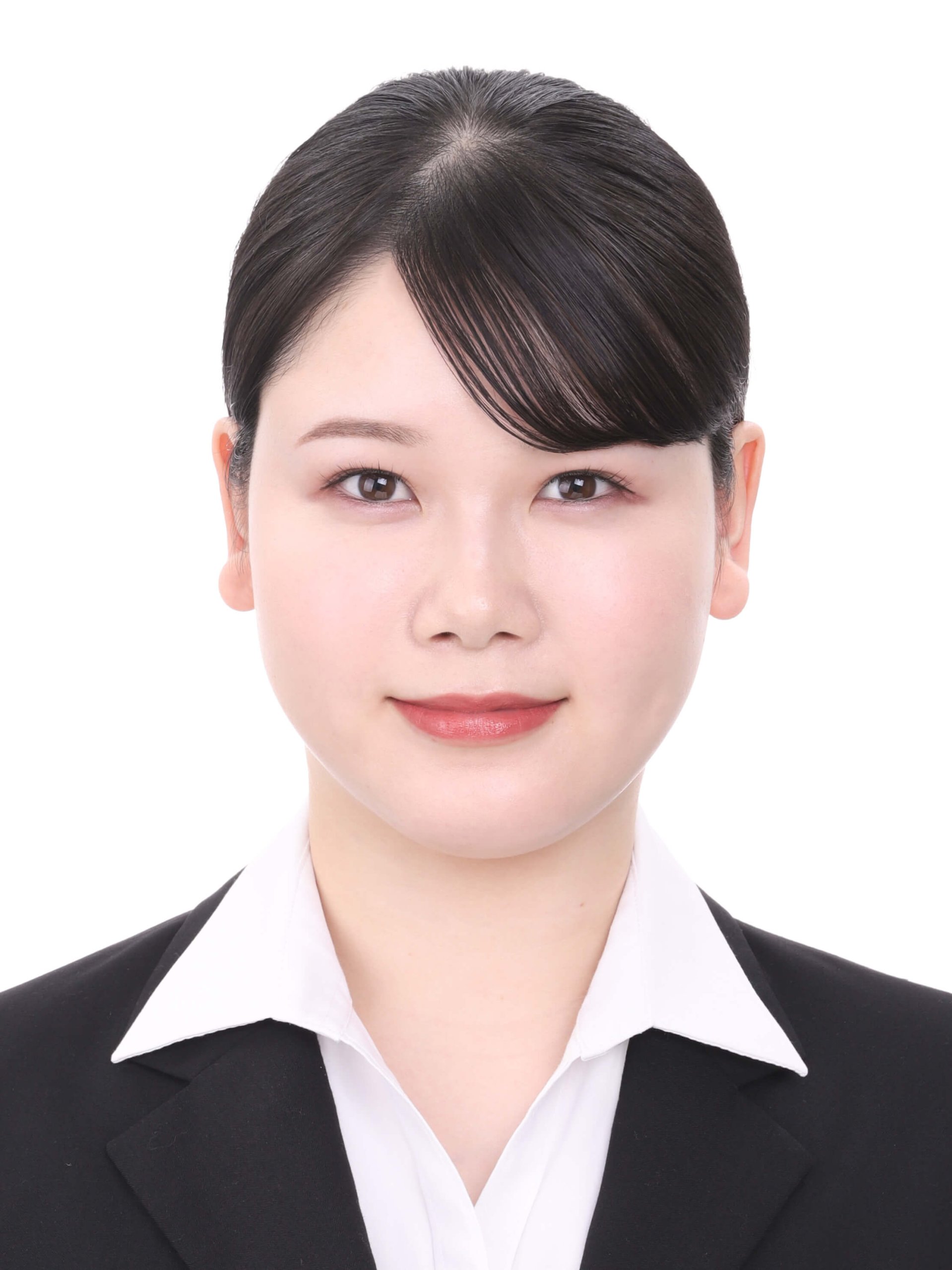 女子就活生のプロがヘアメイクして、撮影指導をした証明写真のアフター