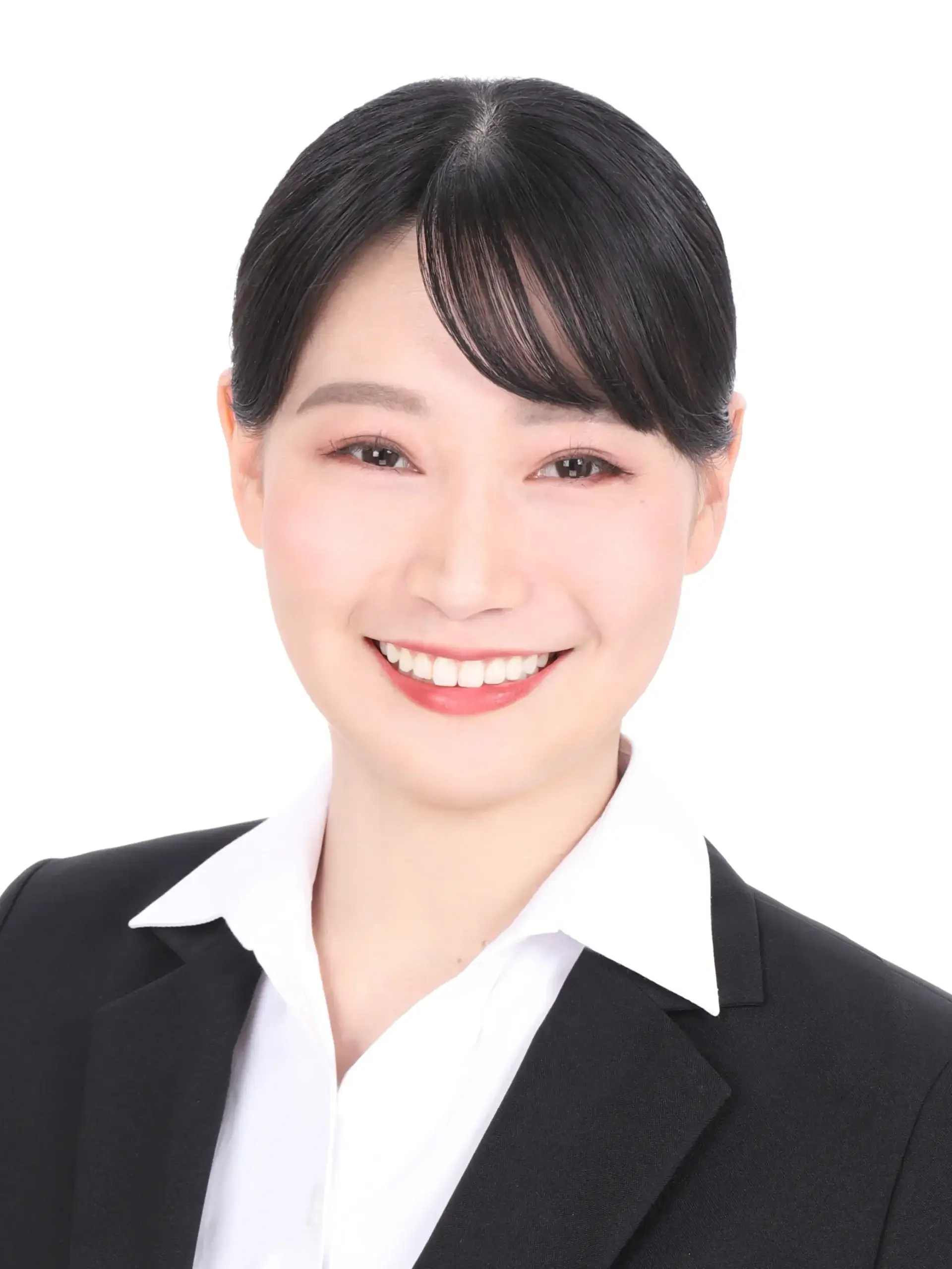 女子就活生のプロがヘアメイクして、撮影指導をした証明写真のアフター